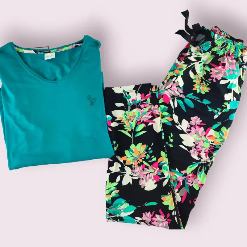 Bayan Uzun Kol Pijama Takımı - İç Giyim/Bayan İç Giyim/Bayan Pijama & Eşofman