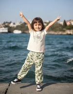 Beatıful Yazılı Yaprak Desenli Pantolonlu Kız Çocuk Takım - Ekru-Yeşil Renk - 4 - 8 Yaş - Kız Çocuk Giyim/Kız Çocuk