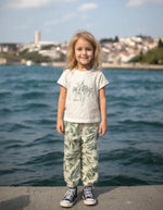 Beatıful Yazılı Yaprak Desenli Pantolonlu Kız Çocuk Takım - Ekru-Yeşil Renk - 4 - 8 Yaş - Kız Çocuk Giyim/Kız Çocuk