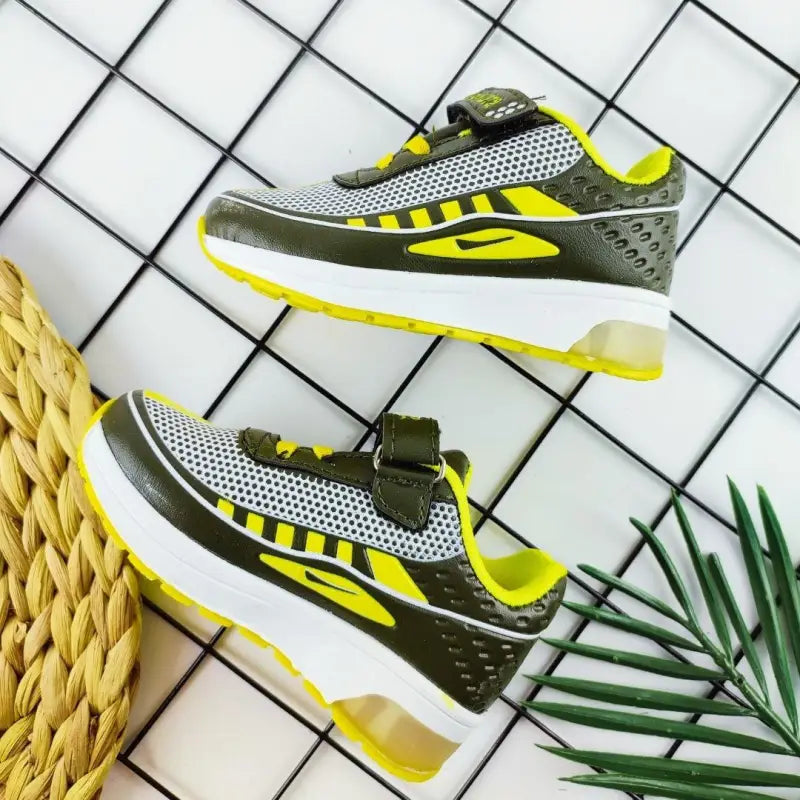 Çocuk Haki Yeşil Spor Ayakkabı - Konforlu Ve Şık Tasarım - Çocuk Ayakkabıları/Erkek Çocuk Ayakkabı