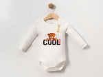 Erkek Bebek Ayıcık Baskılı-Cool Yazılı -Uzun Kollu Bady - Bebek Giyim/Erkek Bebek Giyim/Erkek Bebek Zıbın