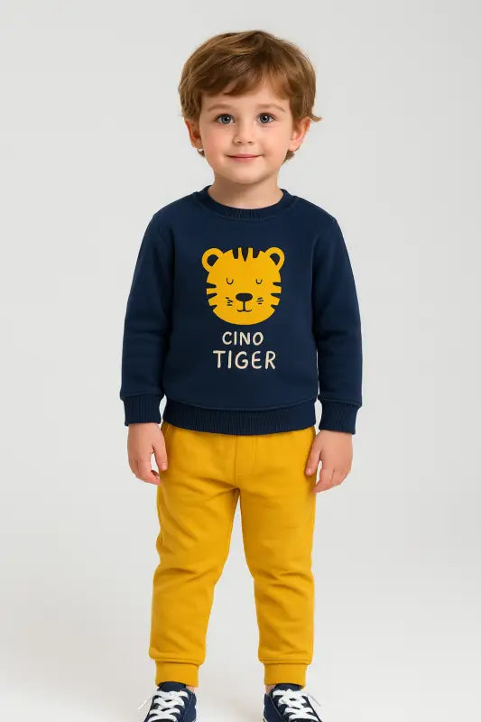Erkek Bebek Kaplan Desenli Lacivert Sweatshirt & Sarı Jogger Takım - Bebek Giyim/Erkek Bebek Giyim/Erkek Bebek Takımları