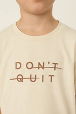 Erkek Çocuk Dont Quıt Yazılı Kısa Kollu Tişörtlü - Beli Lve Paça Kısmı Lastikli- Çizgili - Cep Detaylı Pantolon Takım