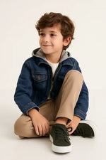 Erkek Çocuk Kapşonlu Kot Ceket-Keten Gömlekli-Kısa Kol Tişörtlü-Keten Kot Pantolonlu 4Lü Takımı - Erkek Çocuk