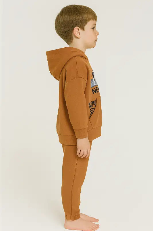 Erkek Çocuk New York Baskılı Tarçın Kapüşonlu Eşofman Takımı | 4-6 Yaş Rahat Jogger Kesim - Erkek Çocuk Giyim/Erkek