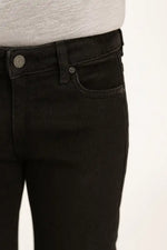Erkek Çocuk Siyah Likralı Jean Pantolon – Slim Fit 5 Cep % 98 Pamuk % 2 Elastan (5-7 Yaş) - Erkek Çocuk Giyim/Erkek