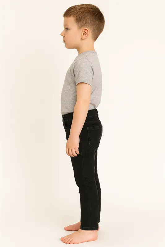 Erkek Çocuk Siyah Likralı Jean Pantolon – Slim Fit 5 Cep % 98 Pamuk % 2 Elastan (5-7 Yaş) - Erkek Çocuk Giyim/Erkek