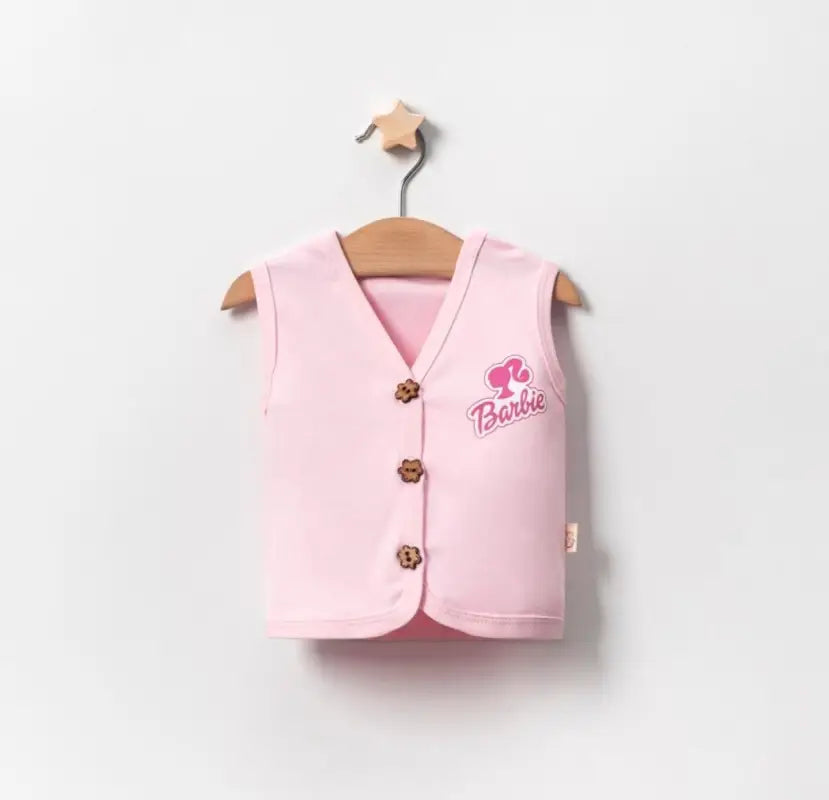 Kız Bebek Barbie Baskılı Ahşap Düğmeli Penye Yelek - Bebek Giyim/Kız Bebek Giyim/Kız Bebek Yelek