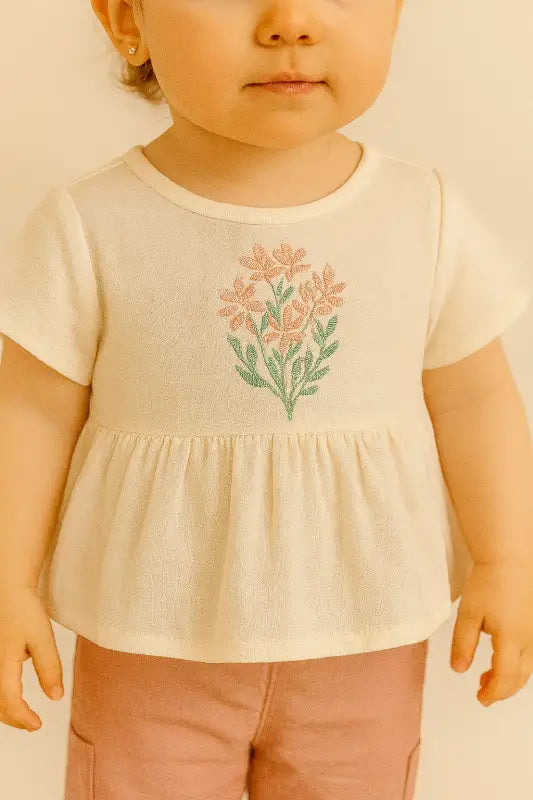 Kız Çocuk Çiçek Nakışlı Müslin Kumaşlı Gömlek- Beli Lastikli- Yandan Cepli Uzun Bol Paça Pantolunlu Takım - Kız Çocuk