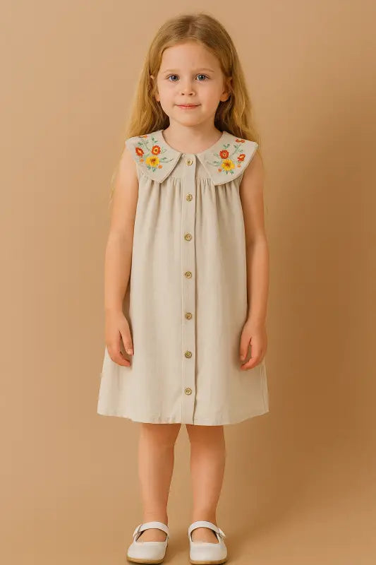 Kız Çocuk Sıfır Kollu - Yakası Çiçek Nakışlı -Önden Düğmeli Elbise - Kız Çocuk Giyim/Kız Çocuk Elbiseleri