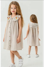 Kız Çocuk Sıfır Kollu - Yakası Çiçek Nakışlı -Önden Düğmeli Elbise - Kız Çocuk Giyim/Kız Çocuk Elbiseleri