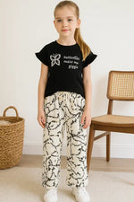 Kız Çocuk Siyah Renk - Kelebek Baskılı -Kolları Fırfırlı Tişörtlü- Karışık Desenli - Bel Kısmı Lastikli - Bol Paçalı
