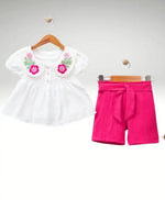 Kız Çocuk Yakası Çiçek Nakışlı Düğmeli Müslin Kumaş Şortlu 2Li Takım - 1-2-3-4 Yaş - Kız Çocuk Giyim/Kız Çocuk Takım