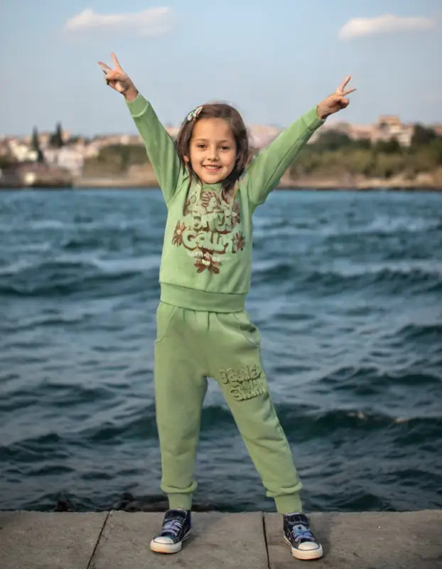Kız Çocuk Yeşil 2’Li Takım | Sweat Ve Alt | 2 - 5 Yaş | Yeşil - Kız Çocuk Giyim/Kız Çocuk Takım