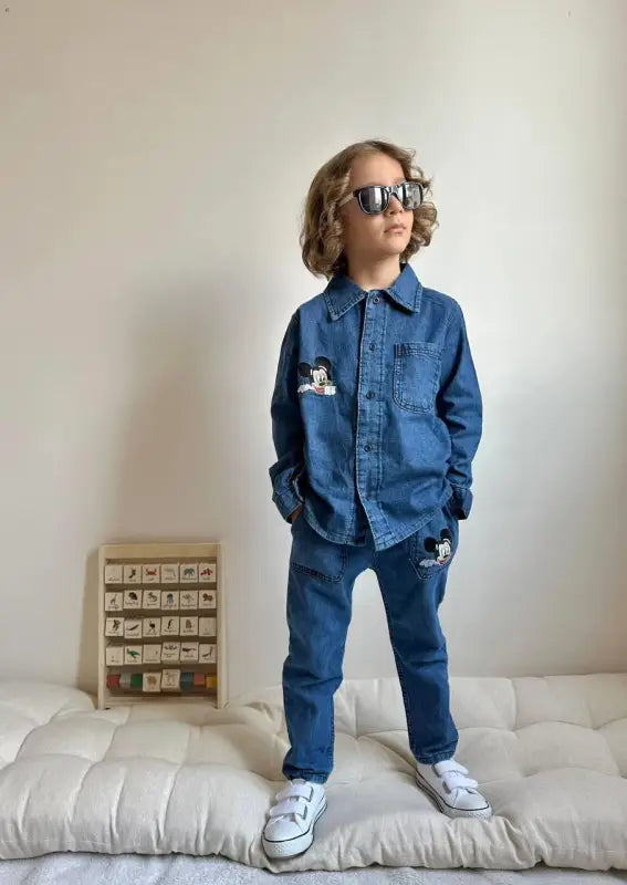 Mickey Mouse Nakışlı Erkek Çocuk Kot Takım | Denim Gömlek + Jean Pantolon | 4-6 Yaş - Erkek Çocuk Giyim/Erkek Çocuk
