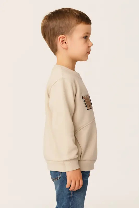 Erkek Çocuk “WAY” Nakışlı Bej Sweatshirt – Buklet Aplike & Panter Patch 3 İplik Şardonlu (4-6 Yaş) - Erkek Çocuk