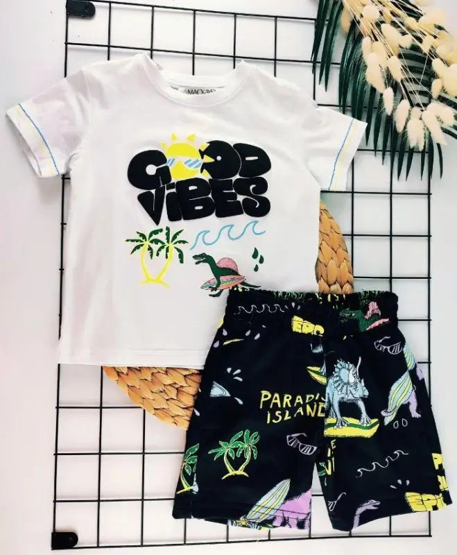 Good Vibes Desenli Erkek Çocuk Takımı Şortlu - Yaz Sezonu Trendleri - Erkek Çocuk Giyim/Erkek Çocuk Takım