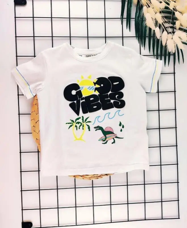 Good Vibes Desenli Erkek Çocuk Takımı Şortlu - Yaz Sezonu Trendleri - Erkek Çocuk Giyim/Erkek Çocuk Takım