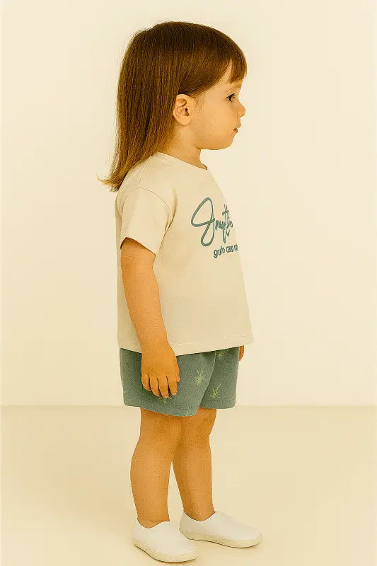 Kız Çocuk Girls Can Do Yazılı Kısa Kol Tişörtlü - Yeşil Renk Keten Şortlu Takım - Kız Çocuk Giyim/Kız Çocuk Takım