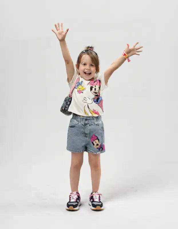 Kız Çocuk Mickey Mouse Baskılı Kot Şortlu Çantalı 3Lü Takım - Kız Çocuk Giyim/Kız Çocuk Takım
