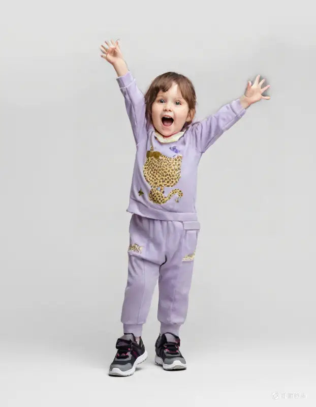 Omuzları Fırfırlı Kız Çocuk Takımı | Mor Renk | Sweat Ve Alt Pantolon | Mor | 18 - 24 Ay - Bebek Giyim/Kız Bebek