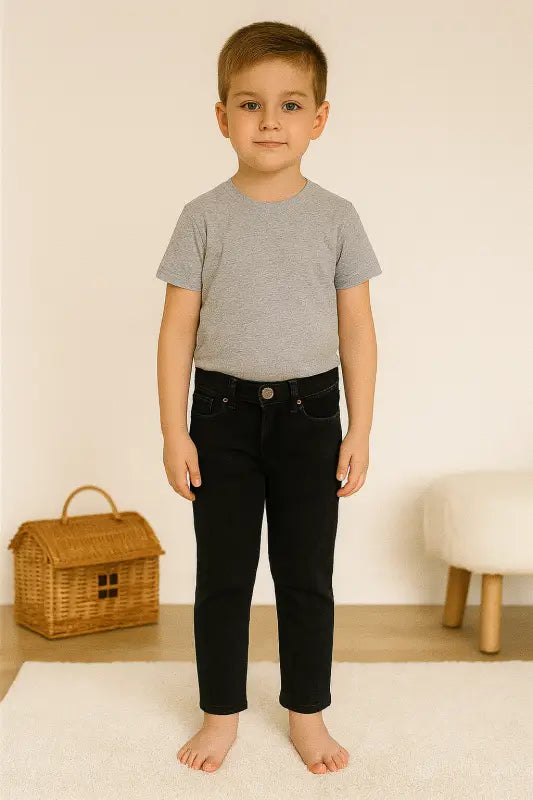 Rkek Çocuk Siyah Slim Fit Jean Pantolon – Likralı 5 Cep Mat Taşlama % 98 Pamuk % 2 Elastan (7-9 Yaş) - Erkek Çocuk