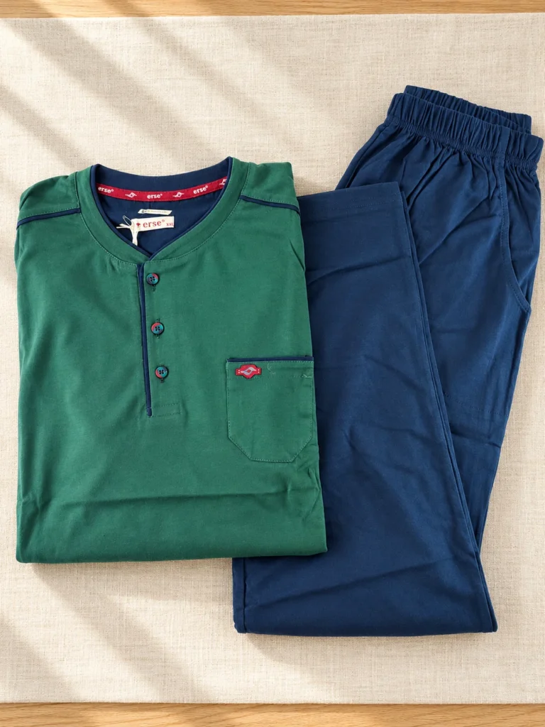 Erkek Düğmeli Pamuklu Uzun Kollu Pijama Takımı - Mavi 100% Pamuklu Uyku Seti - Konsept ürün fotoğrafı - Almira Bebek