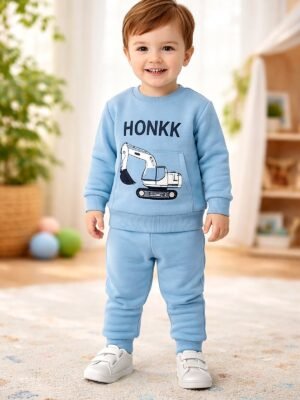 Erkek Bebek Mavi HONKK Kepçe Baskılı Şardonlu Takım önden tam giyimli bebek mankenli görünüm