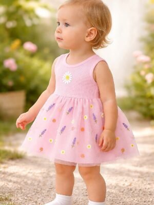 Kız Bebek Pembe Çiçek Nakışlı Tüllü Elbise önden tam giyimli bebek mankenli görünüm