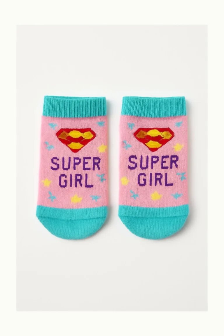 Kız Bebek Super Girl Baskılı Patik Çorap önden mankensiz ürün görünümü