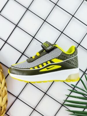 Çocuk Haki Yeşil Spor Ayakkabı Erkekler İçin Konforlu ve Şık Tasarım