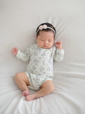 Erkek Bebek Kuzu Baskılı Pamuklu Uzun Kollu Çıtçıtlı Bady - Almira Bebek