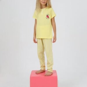 Kız Çocuk I Love You Berry Much Yazılı Çilek Baskılı Sarı Renk Pijama Takımı - Almira Bebek