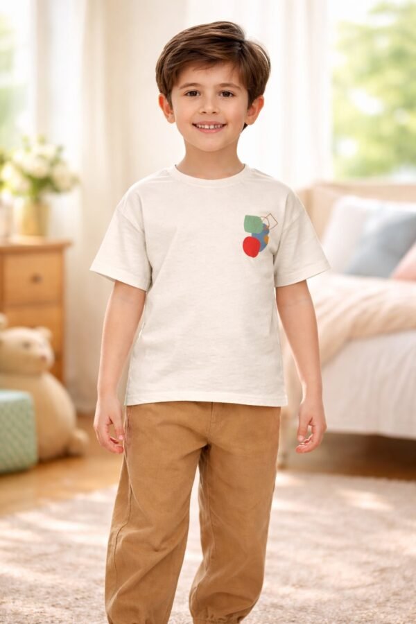 Erkek Çocuk Krem Kısa Kollu Tişört ve Keten Pantolon Takımı rahat hareket özgürlüğü ile - Gorsel 2