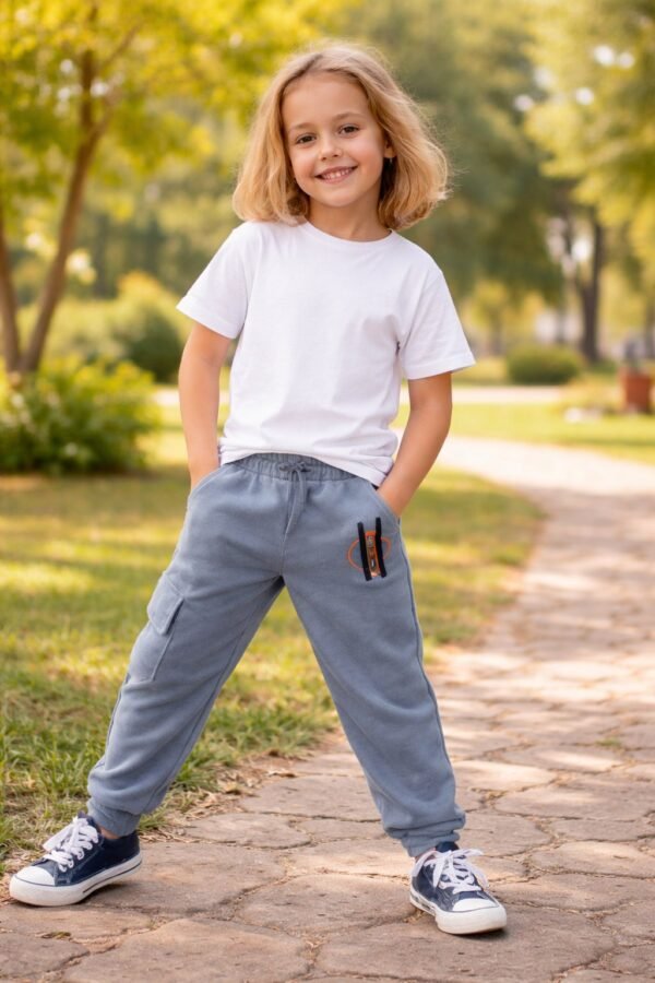 Erkek Çocuk Giyim Gri Eşofman Altı Lastikli Bel Yandan Cepli Çok Renkli ve Dayanıklı