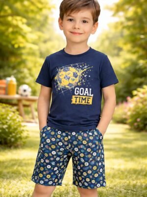 Erkek çocuk Goal Time yazılı top baskılı kısa kollu pijama takımı, rahat ve şık tasarım