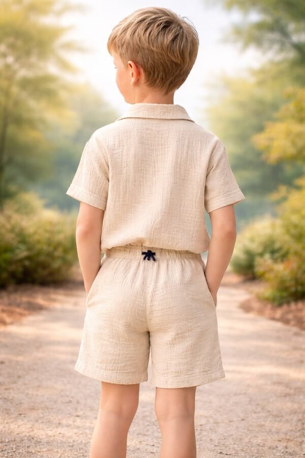 Erkek Çocuk Kısa Kollu Müslin Kumaş Takım - Rahat ve Şık Yazlık Giyim - Gorsel 4