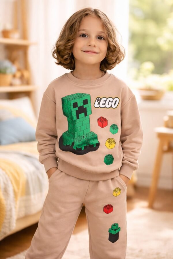 Erkek Çocuk Lego Baskılı Kahverengi Takım Seti, Rahat ve Şık Giyim - Gorsel 2