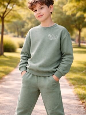 Erkek Çocuk Mackays Yazılı Yeşil Renk Eşofman Takımı rahat ve hareket özgürlüğü sağlayan spor giyim