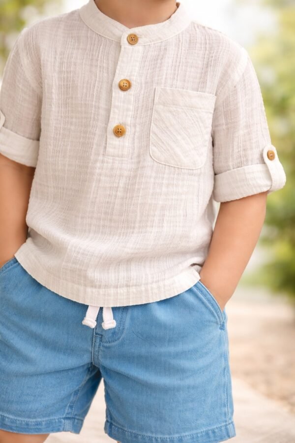 Erkek Çocuk Yazlık Gömlek Takımı Açık Mavi Kot Şort ve Müslin Gömlek - Gorsel 3