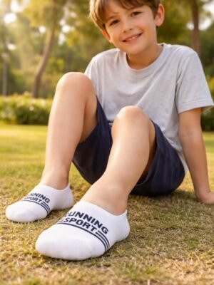 Erkek Çocuk Silikon Destekli Babet Çorapları çeşitli renk ve bedenlerde