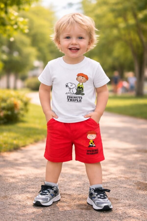 Erkek Çocuk Yazlık Takım Beyaz Tişört ve Kırmızı Şort, Rahat ve Şık