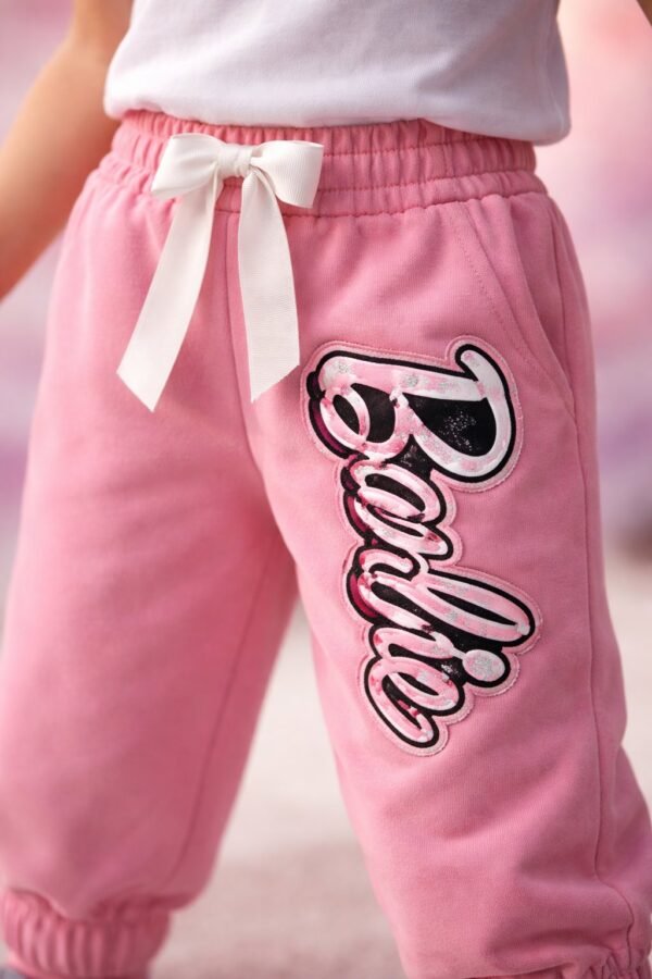 Kız Çocuk Barbie Desenli Pamuklu Alt Eşofman Takımı Pembe Renkli ve Rahat - Gorsel 3