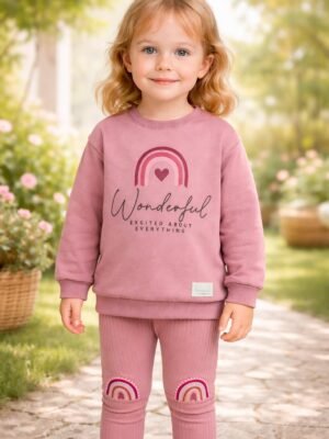 Kız Çocuk Giyim Gökkuşağı Baskılı Uzun Kollu Takım, rahat ve hareketli çocuk kıyafeti