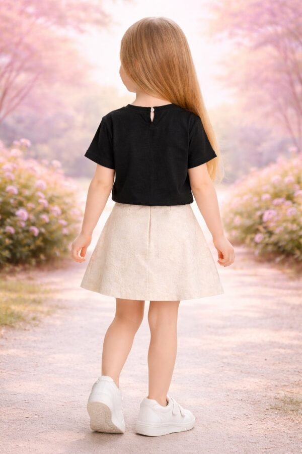 Kız Çocuk Siyah Takım Çiçek İşlemeli Kısa Kollu Günlük Kullanım - Gorsel 4