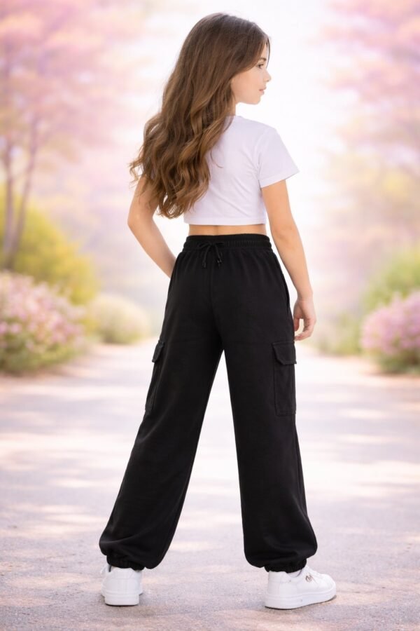 Kız Çocuk Spor Eşofman Altı Siyah Cepli Geniş Paçalı rahat kalıp - Gorsel 4