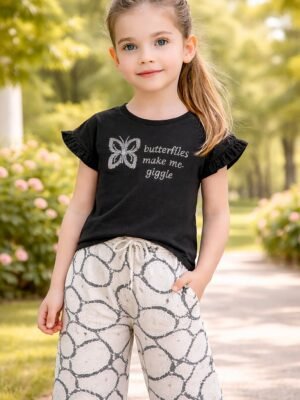 Kız çocuklar için kelebek baskılı kısa kollu tişört ve bol paçalı pantolon, rahat ve şık