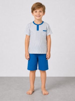 Erkek Bebek ve Çocuk Mavi Çizgili Kısa Kollu Pijama Takımı manken üzerinde önden görünüm