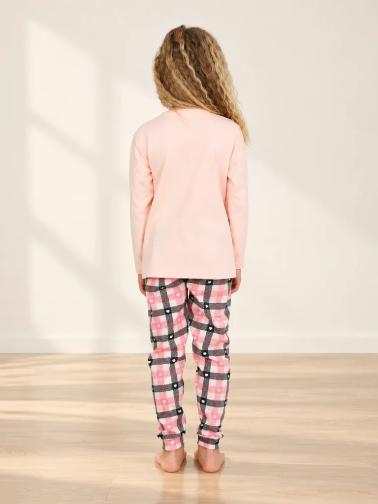 Kız Çocuk Love Yazılı uzun Kollu Pamuklu Pijama takımı - Alternatif ürün görünümü - Almira Bebek