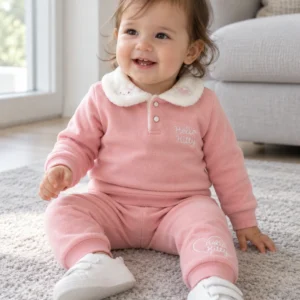 Kız Bebek Hello Kitty Yazılı yakası Peluş Şardonlu Takım - V3 doğal ürün görünümü - Almira Bebek